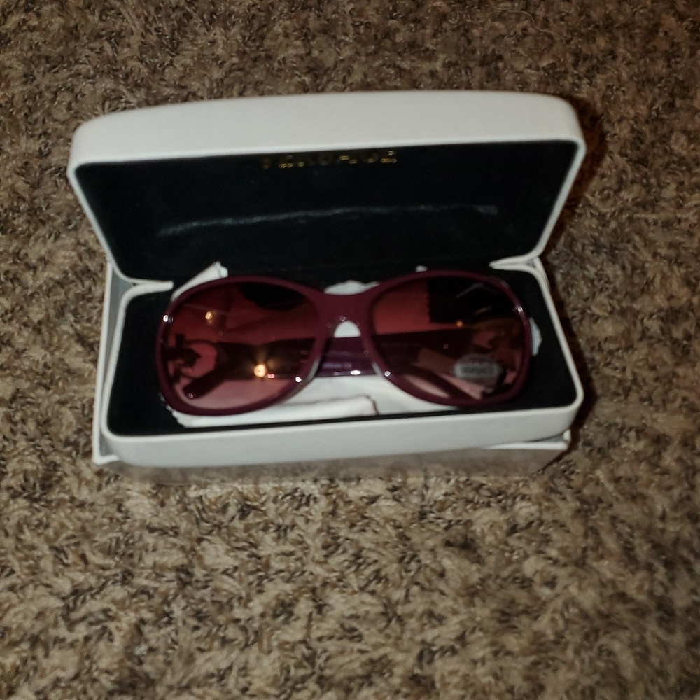 NWT Burgundy / Mauve Versace sunglasses